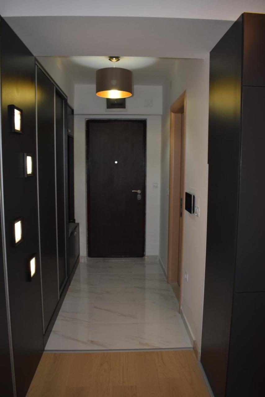Ferienwohnung Gabriela&Marjan luxury self check-in Flatiron Skopje Exterior foto