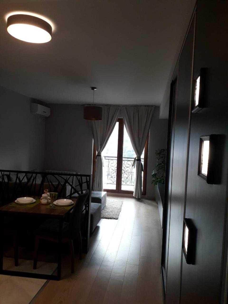 Ferienwohnung Gabriela&Marjan luxury self check-in Flatiron Skopje Exterior foto